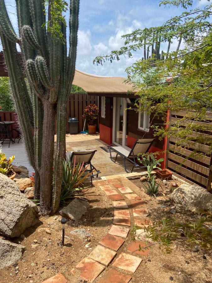 Cozy Studio With Private Spa Oranjestad Eksteriør bilde