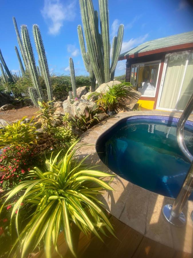 Cozy Studio With Private Spa Oranjestad Eksteriør bilde